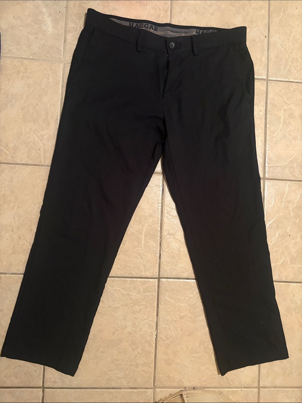 Haggar Men's Black Chinos